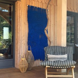 Grande tenture murale en macramé "KIWENGWA"