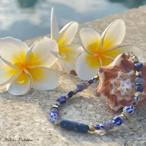 Bracelet "ANITA" perles de verre africaines bleues