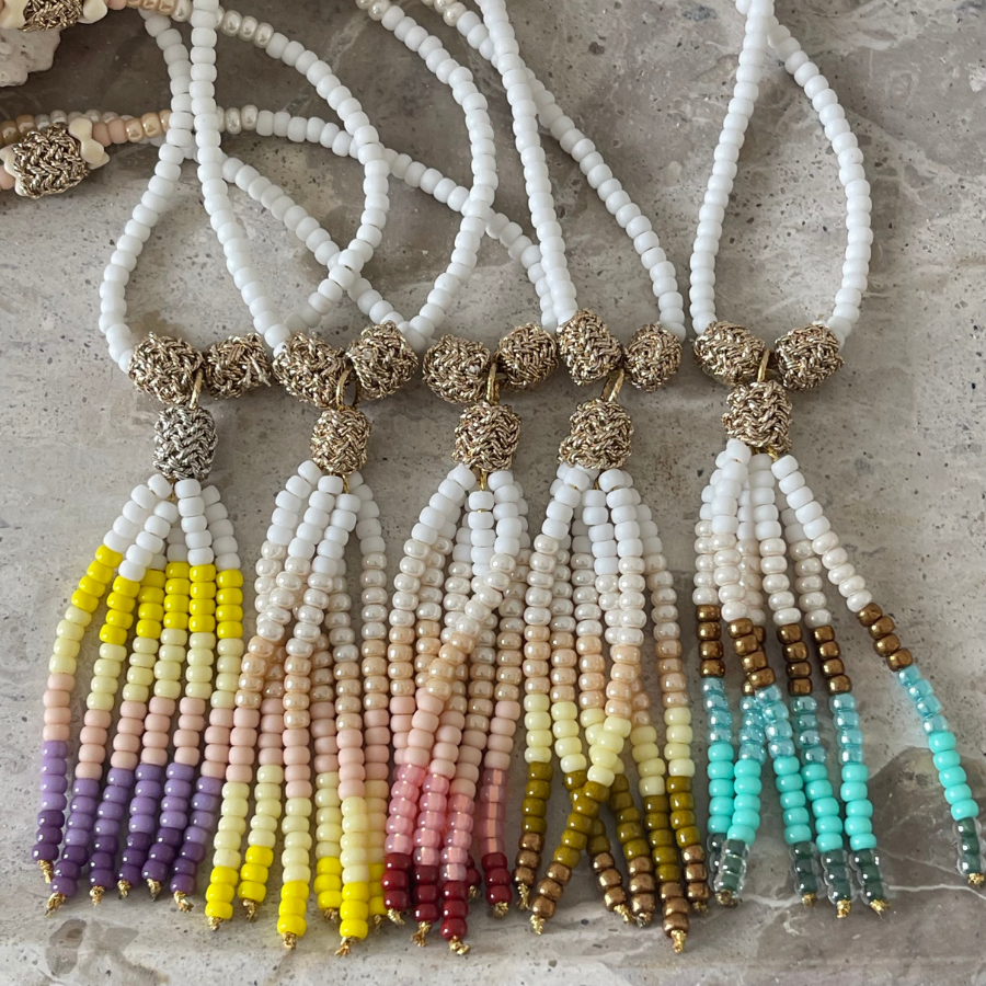 Collier sautoir "RAINBOW" pompon N°5 – Image 4