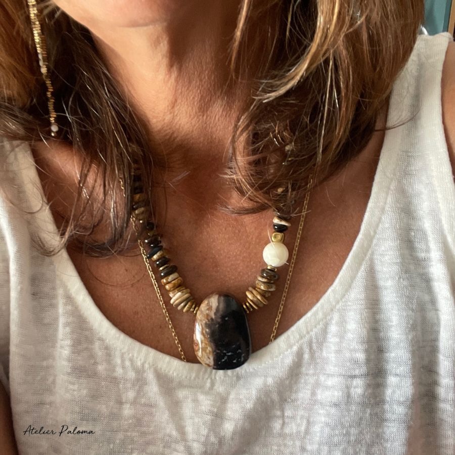 Collier "FOSSILE" N°1 pendentif en bois pétrifié – Image 4