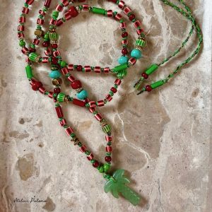 Collier sautoir ajustable PALM BEACH, coloris vert et rouge.